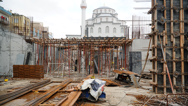 <strong>GÜLTEPE – TELSİZLER VE HÜRRİYET OTOPARK PROJELERİNDE SONA YAKLAŞILDI</strong>