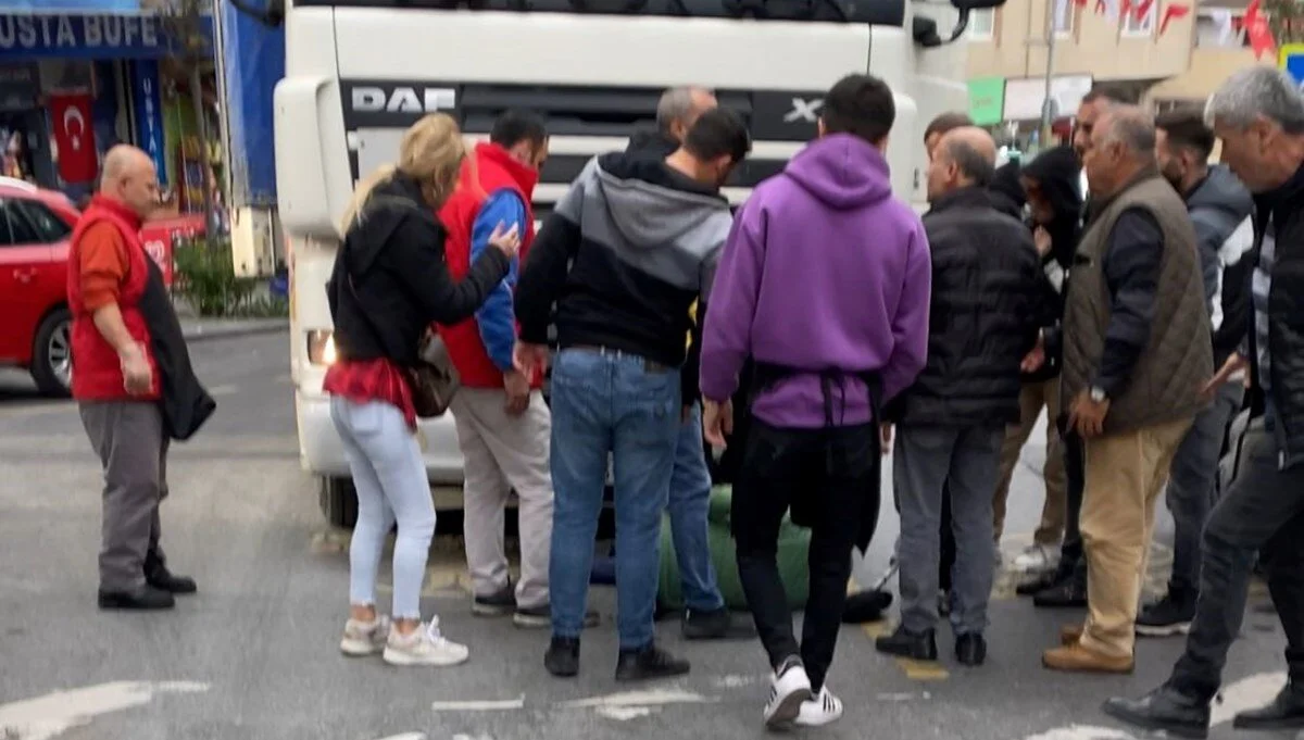 Kağıthane’de Ukraynalı Tır Sürücüsü Yaşlı Adama Çarptı