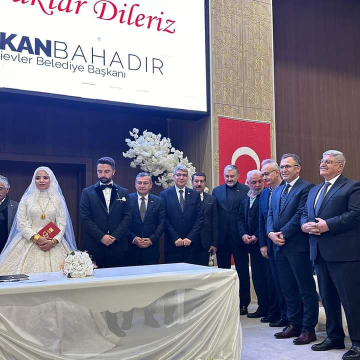 ERDOĞMUŞ AİLESİ’NİN MUTLU GÜNÜ