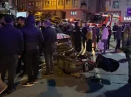Kağıthane’de Kontrolden Çıkan Otomobil 3 Araça ve 2 Yayaya Çarptı