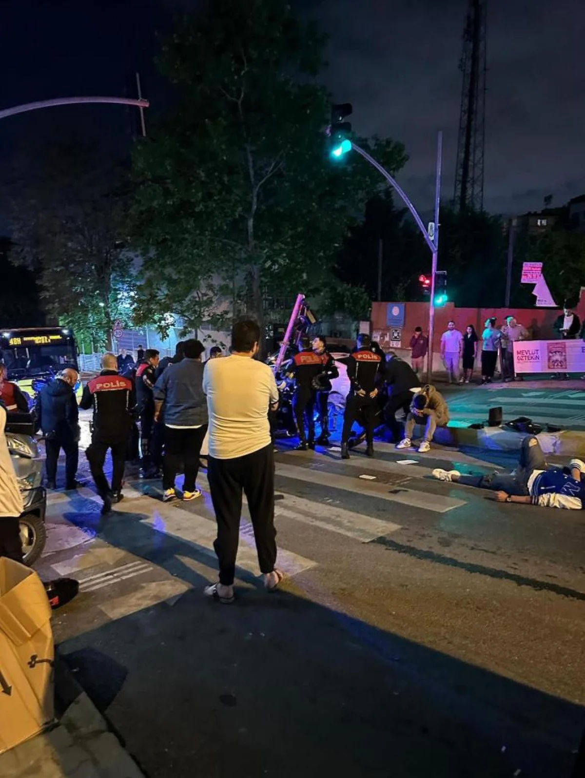 Kağıthane’de yetersiz ehliyet kovalamacası kazayla bitti