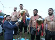 31. KAĞITHANE YAĞLI GÜREŞLERİNİN BAŞPEHLİVANI MUSTAFA TAŞ OLDU