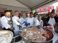 KÂĞITHANE’DE VATANDAŞLARA 35 BİN KÂSE AŞURE İKRAM EDİLDİ