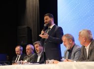 KÂĞITHANE’DE HİZMETLER MAHALLE MAHALLE ANLATILDI