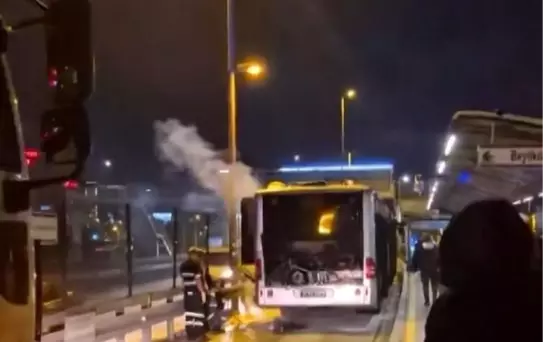 Kağıthane Metrobüs Yangını, Seferlerde Aksama