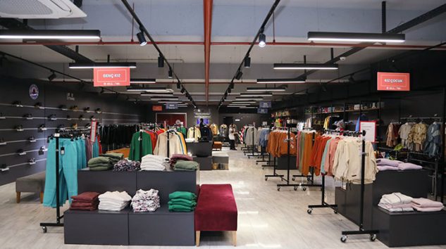KÂĞITHANE BELEDİYESİ’NDEN İHTİYAÇ SAHİPLERİNE GÖNÜLDEN DESTEK