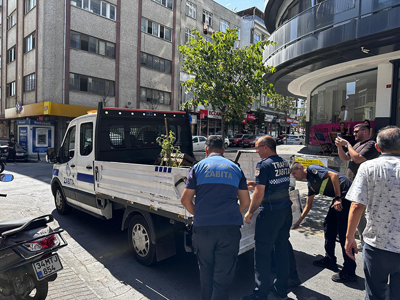 KAĞITHANE’DE YAYA GÜVENLİĞİ VE ŞEHİR ESTETİĞİ İÇİN DENETİMLER ARTIRILDI