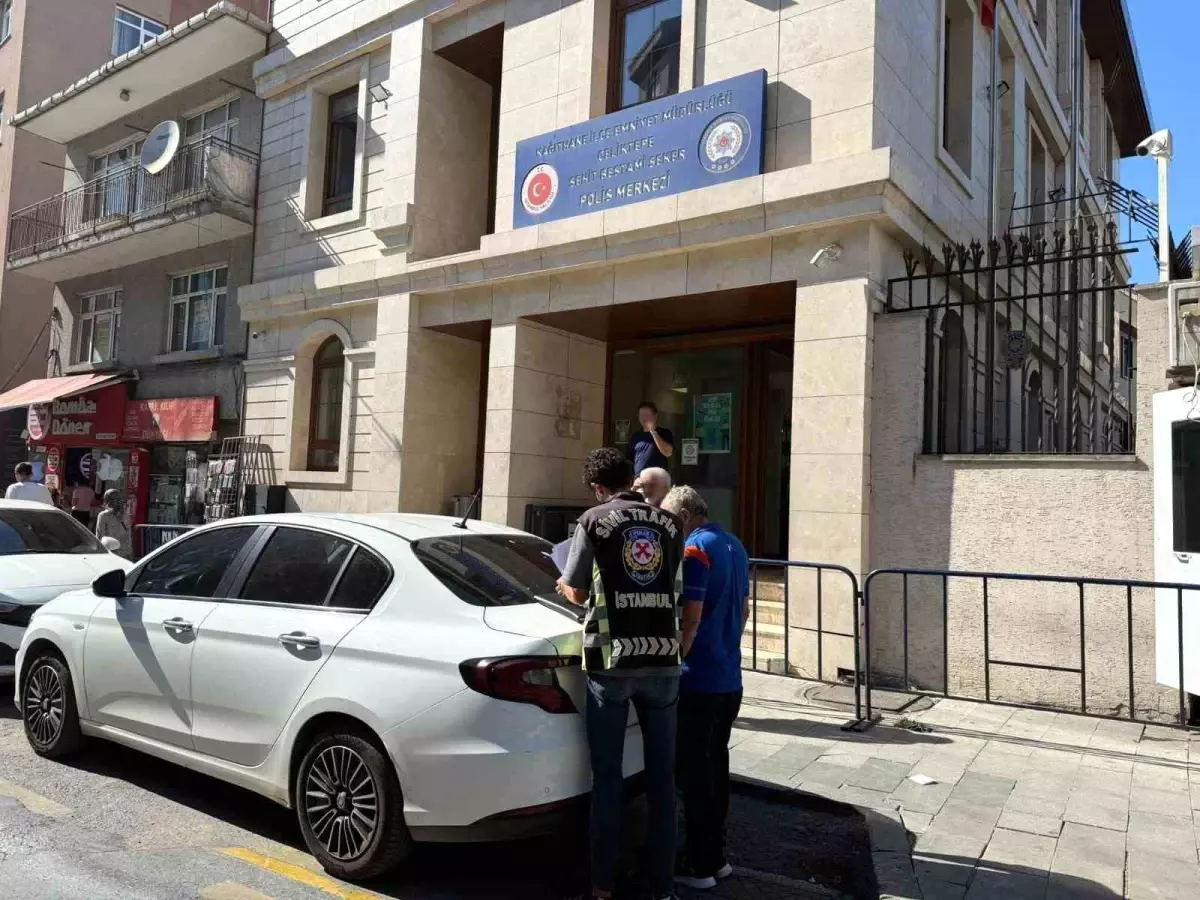 Kağıthane’de Ambulansa Yol Vermeyen 3 Kişi Yakalandı