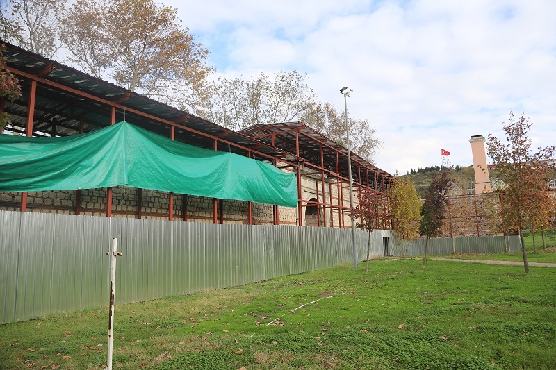 SADABAD SARAYI’NIN TARİHİ DOKUSU YENİDEN HAYAT BULUYOR