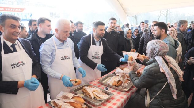 25 BİN KAĞITHANELİ BALIĞA DOYDU