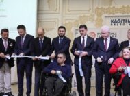 VALİ DAVUT GÜL: “ENGELSİZ ŞARJ İLE ERİŞİLEBİLİRLİĞİ ARTIRIYORUZ”