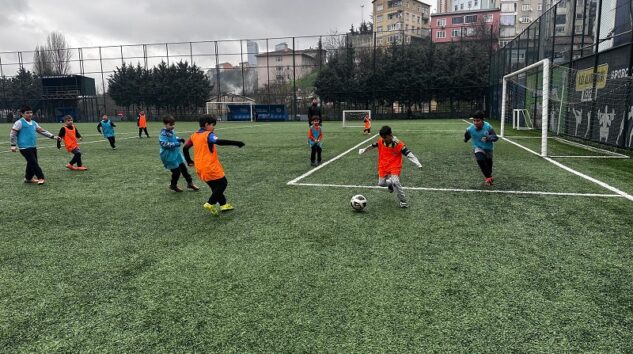 KIŞ SPOR OKULLARI’NDA EĞİTİMLER DEVAM EDİYOR