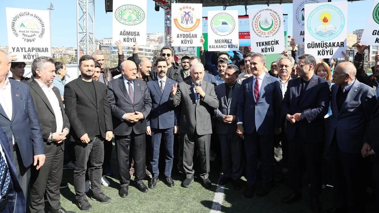 SON BAŞBAKAN YILDIRIM KAĞITHANE’DE FUTBOL  AÇILIŞ YAPTI