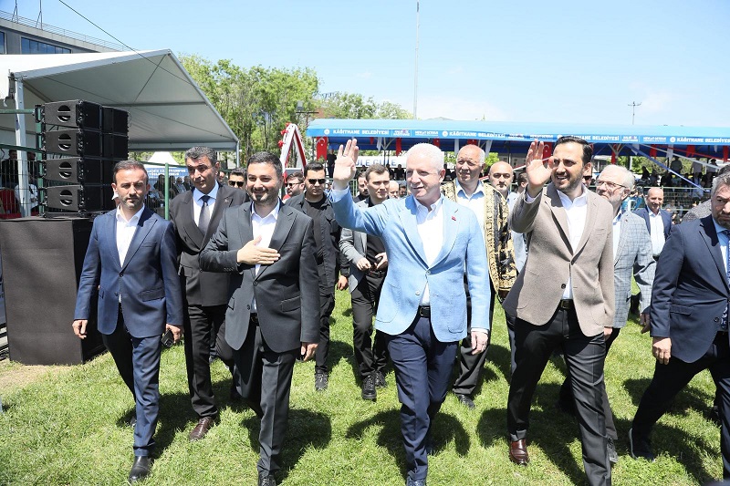 32. KÂĞITHANE YAĞLI GÜREŞLERİNİN BAŞPEHLİVANI SEÇKİN DUMAN OLDU