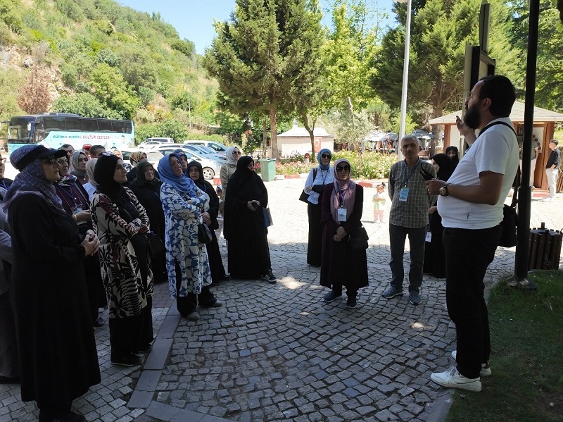 KÜLTÜR GEZİLERİ VATANDAŞLARDAN YOĞUN İLGİ GÖRÜYOR