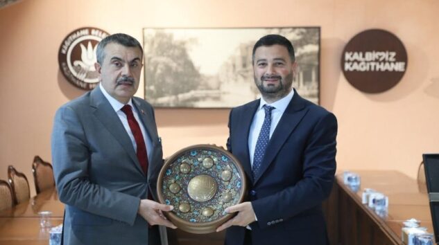 BAKAN YUSUF TEKİN KÂĞITHANE’DE