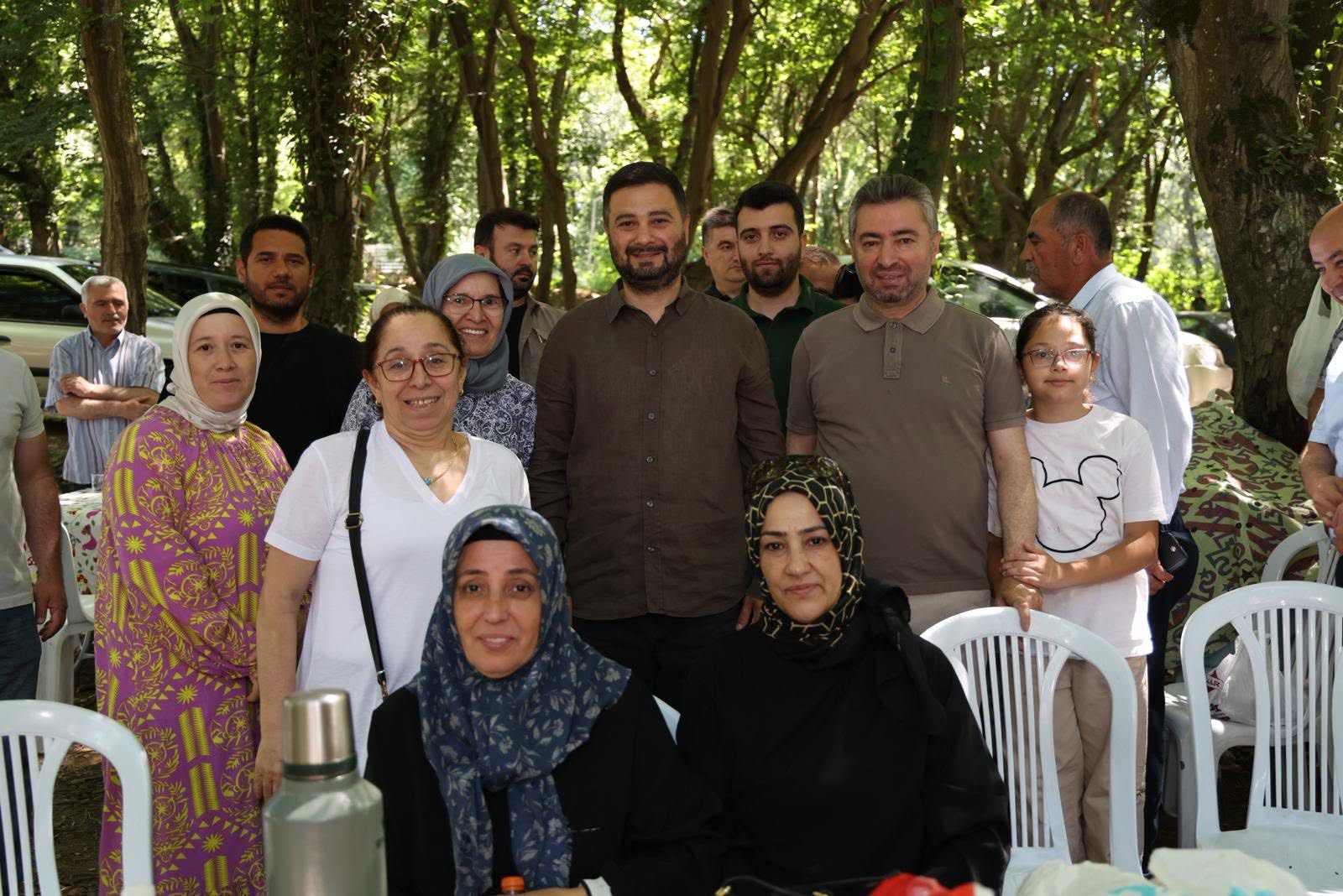  AK PARTİ’NİN GEÇMİŞTEN GÜNÜMÜZE  HERKESİ BULUŞTURDUĞU PİKNİK
