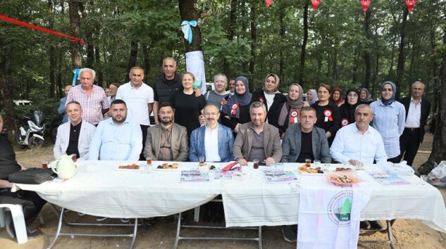 BAŞKAN ÖZTEKİN DERNEK PİKNİKLERİNDE HEMŞEHRİLERLE BULUŞTU