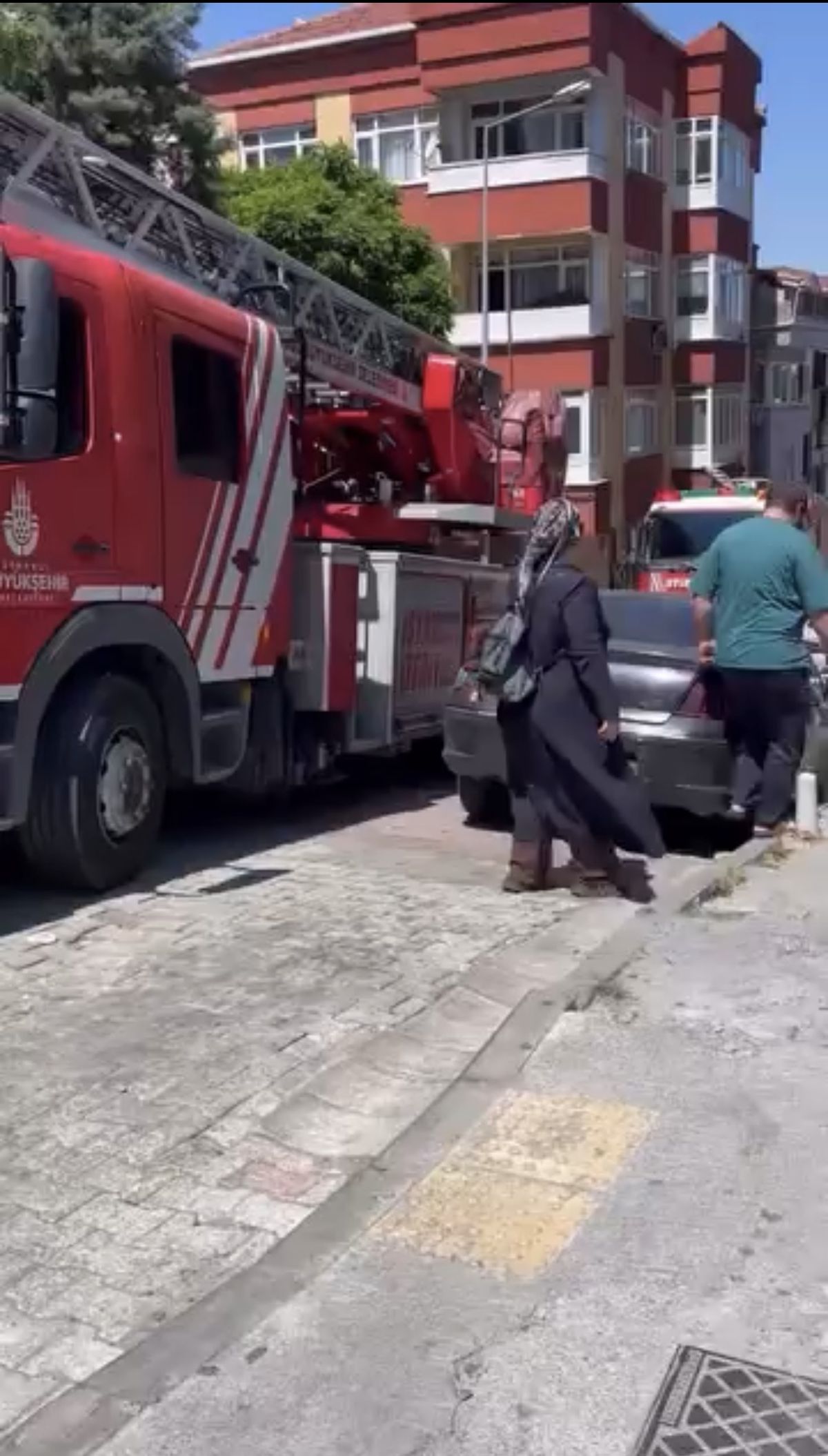 Kağıthane’de Dondurucudan Yangın Çıktı