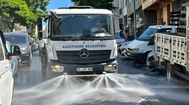 KÂĞITHANE’DE DAHA TEMİZ BİR ÇEVRE İÇİN YOĞUN MESAİ