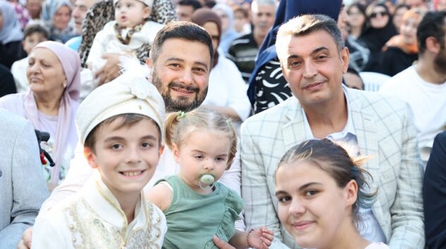 KÂĞITHANE’DE SÜNNET MUTLULUĞU ŞÖLENLE TAÇLANDI