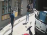 Kağıthane’de Tıraşı beğenmedi berberi bıçakladı