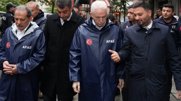 VALİ DAVUT GÜL KAĞITHANE’DE İNCELEMELRDE BULUNDU