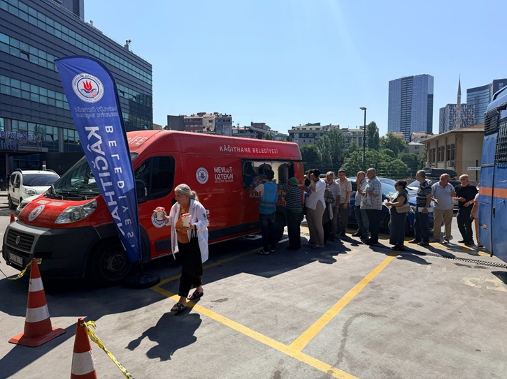 KÂĞITHANE BELEDİYESİ’NDEN HASTANELERDE SICAK ÇORBA İKRAMI